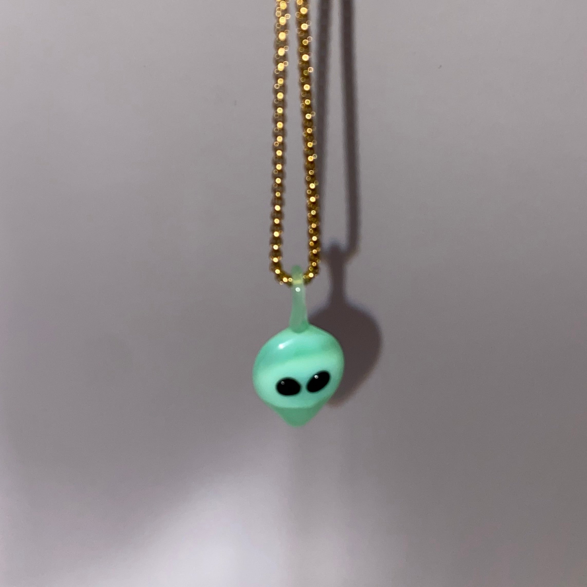 WOW Alieno charm in vetro di Murano